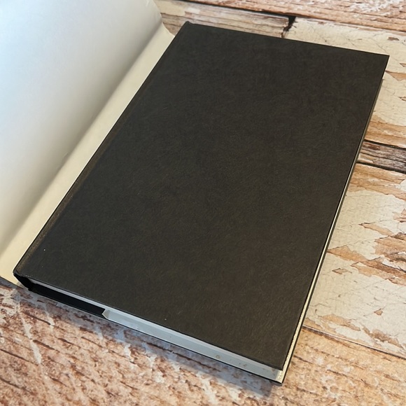 The Heather Hills of Stonewycke - Picture 2 of 5